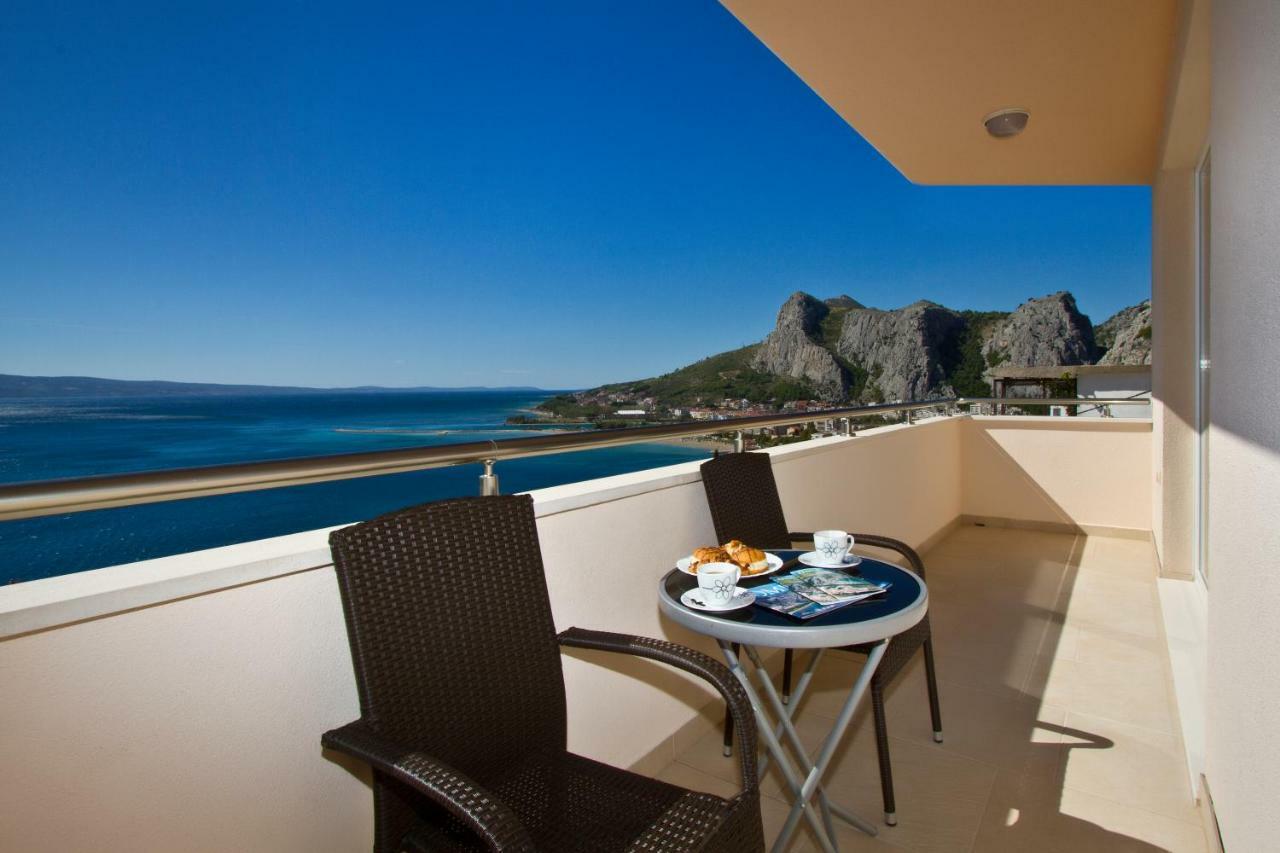 Villa Omis Michy - Family House For Big And Small Groups Exterior foto