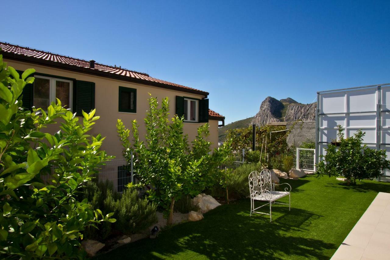 Villa Omis Michy - Family House For Big And Small Groups Exterior foto