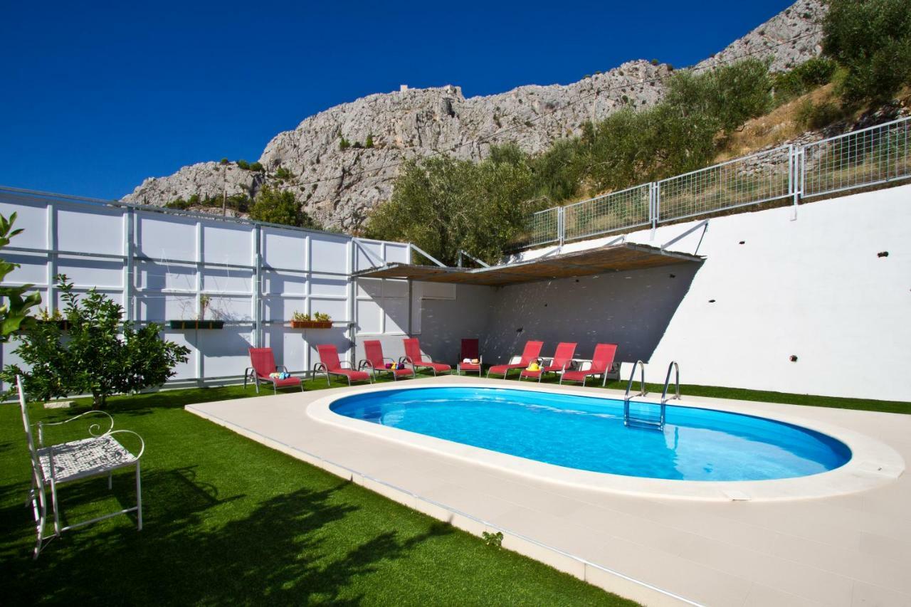Villa Omis Michy - Family House For Big And Small Groups Exterior foto